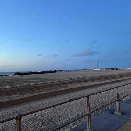 Studio Met Schitterend Uitzicht Op Oostende - Marijana2 Bagian luar foto